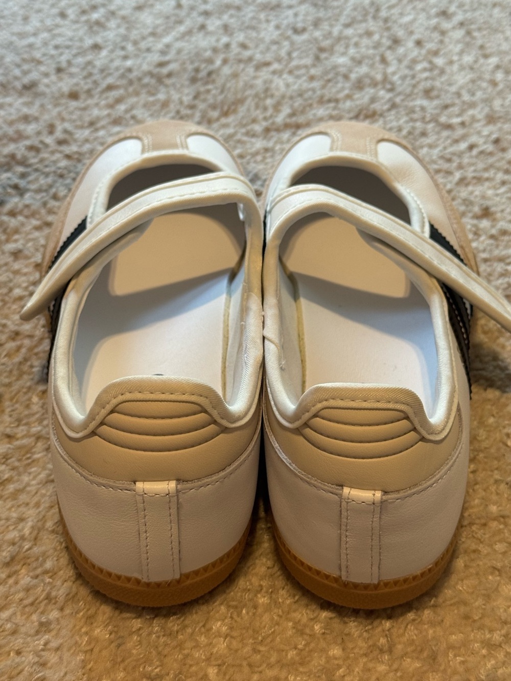 NEW adidas Samba Jane Shoes in Cloud White / Alumina / Core Black - Picture 8 of 10